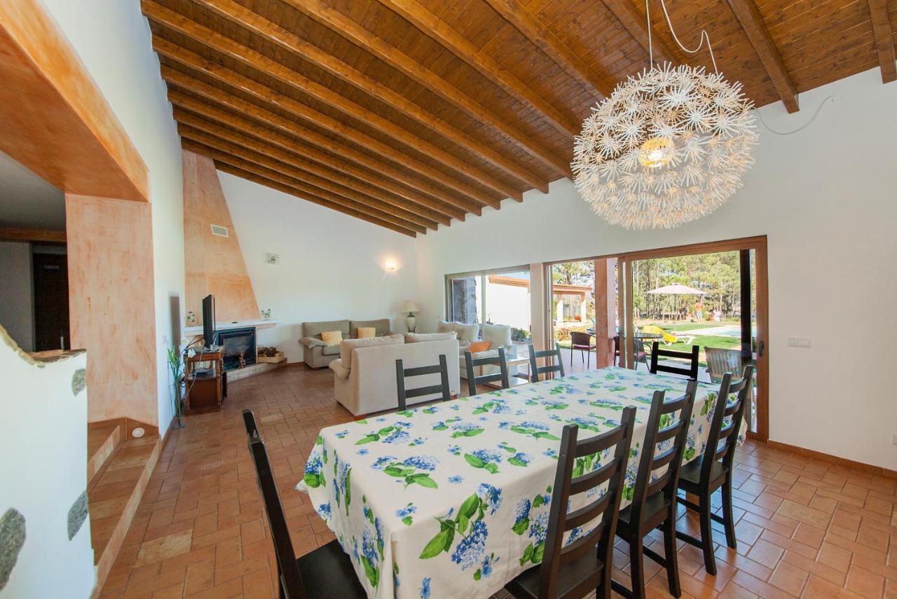 H - Montes De Praias Guesthouse Aljezur Bagian luar foto