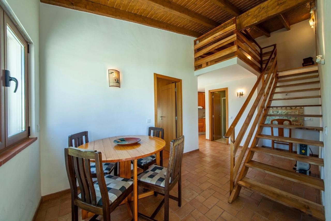 H - Montes De Praias Guesthouse Aljezur Bagian luar foto