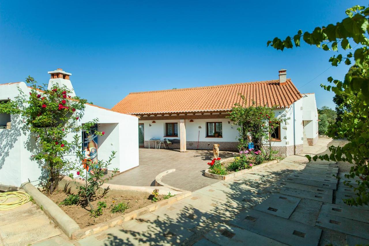 H - Montes De Praias Guesthouse Aljezur Bagian luar foto