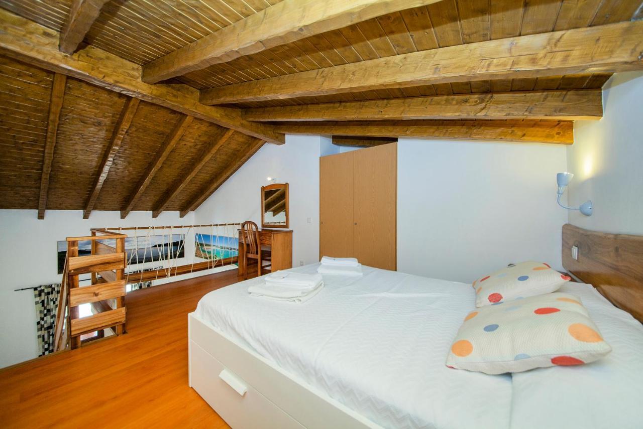 H - Montes De Praias Guesthouse Aljezur Bagian luar foto
