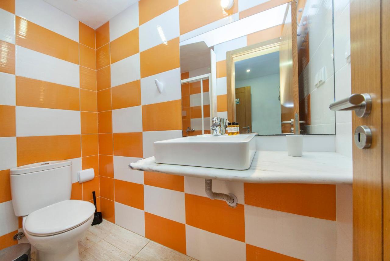 H - Montes De Praias Guesthouse Aljezur Bagian luar foto
