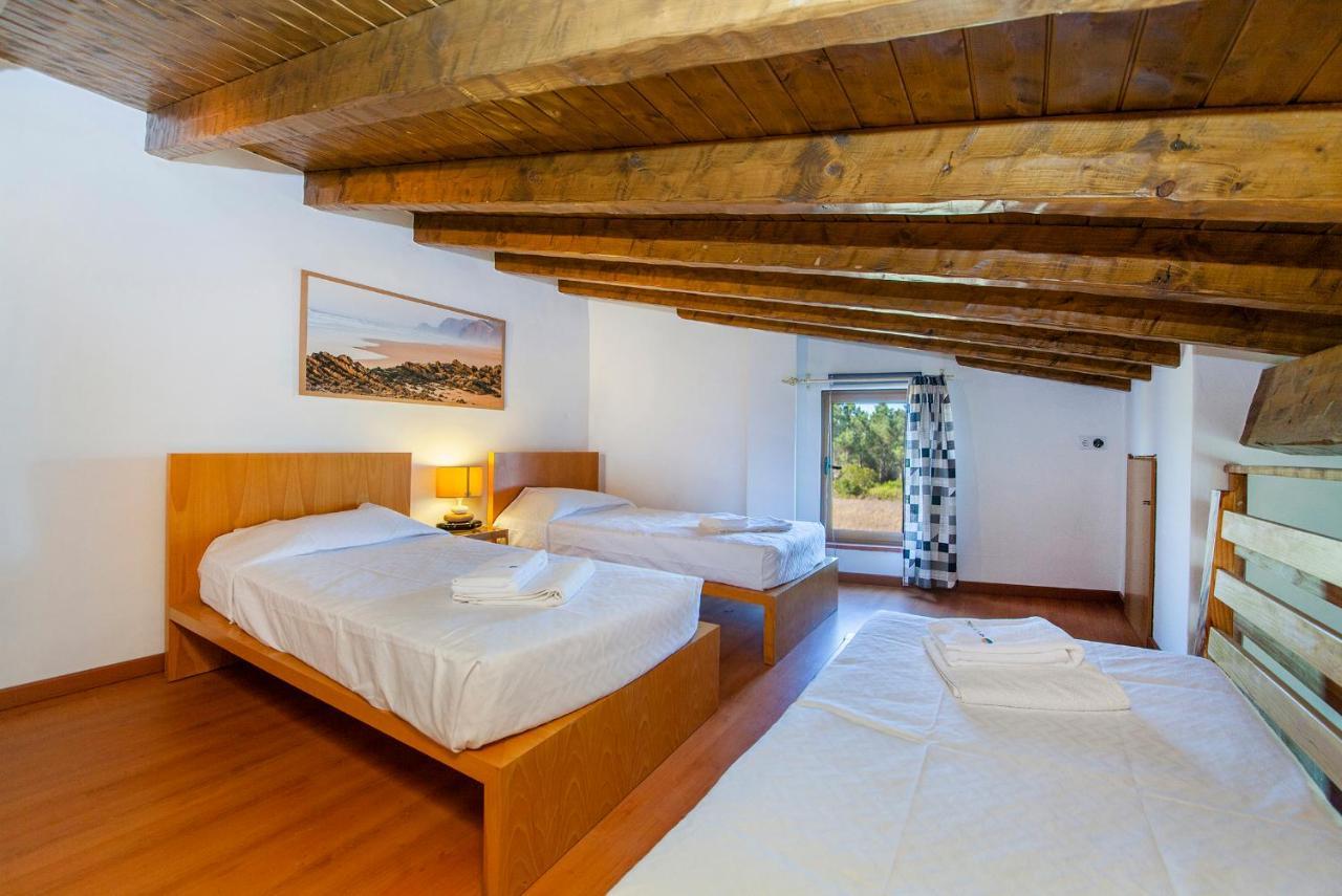 H - Montes De Praias Guesthouse Aljezur Bagian luar foto