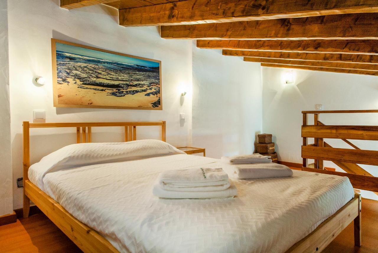 H - Montes De Praias Guesthouse Aljezur Bagian luar foto