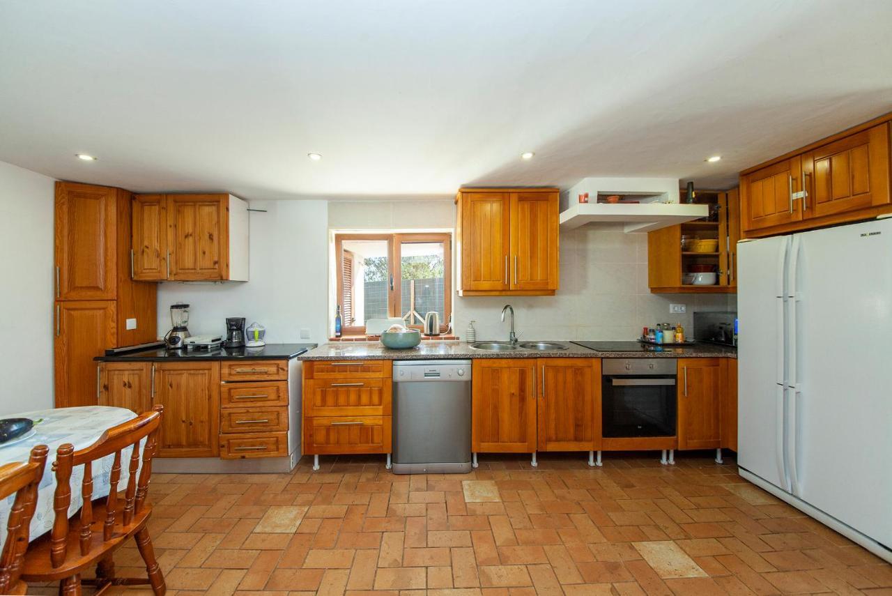H - Montes De Praias Guesthouse Aljezur Bagian luar foto